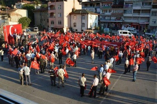 Niksar’da “teröre Hayır, Kardeşliğe Evet” Yürüyüşü