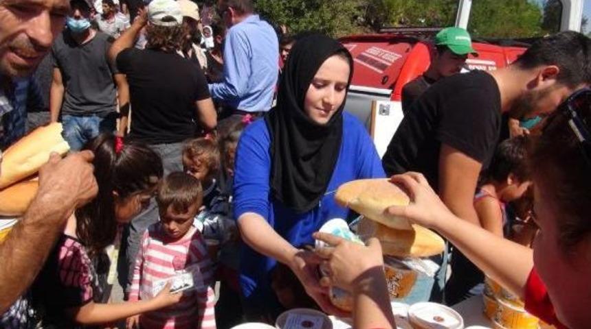 Edirne'de Suriyelilerin Bekleyişi 3'üncü Gününde (2)