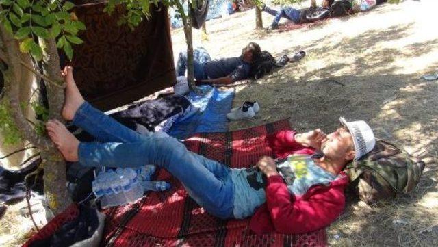 Edirne'de Suriyelilerin Bekleyişi 3'üncü Gününde (2)