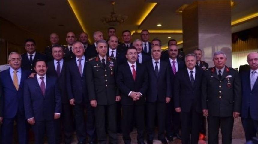 Vali Kahraman Se&ccedil;im G&uuml;venliği Toplantısına Katıldı