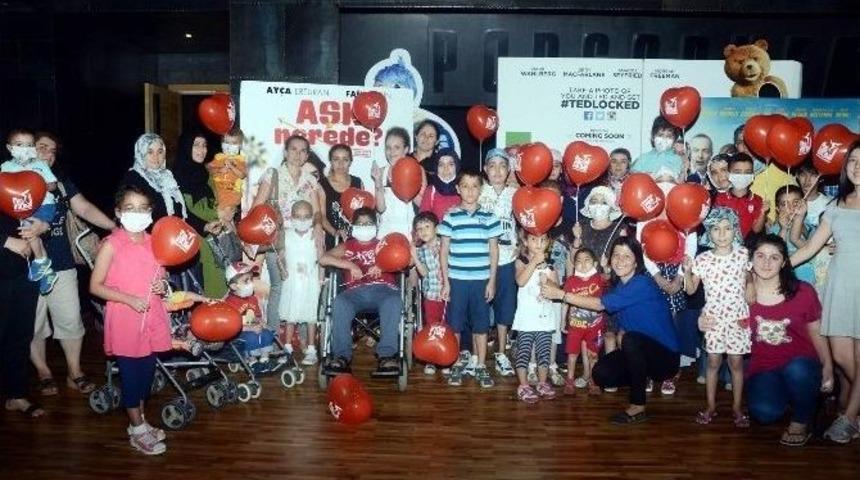 İlik Nakilli &Ccedil;ocukların Sinema Keyfi