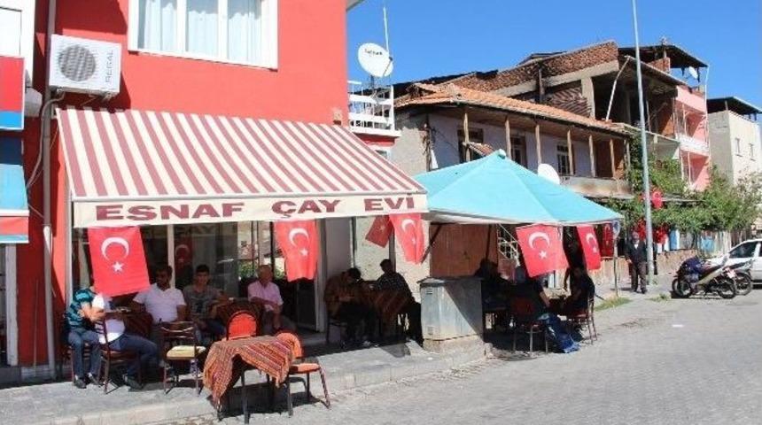 Oltu Bayraklarla Donatıldı