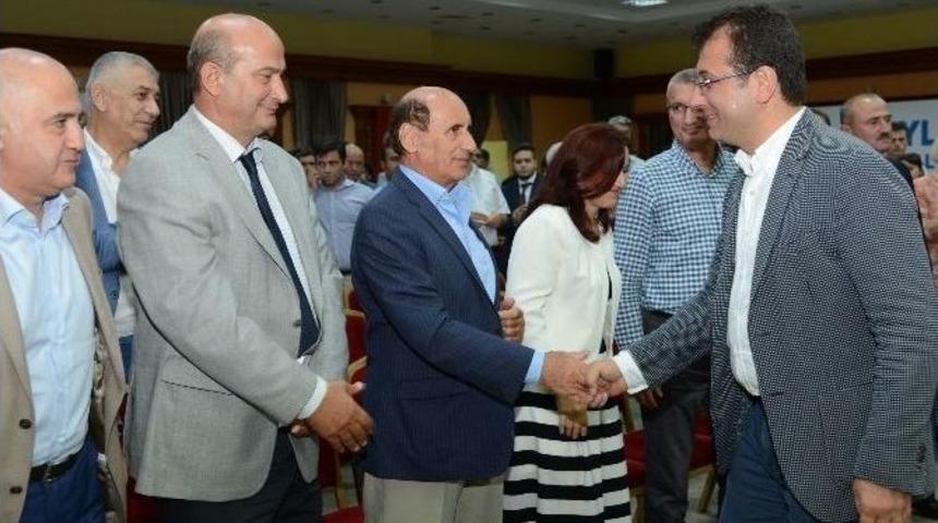 Beylikd&uuml;z&uuml; Belediye Başkanı İmamoğlu Personeli İle Bayramlaştı