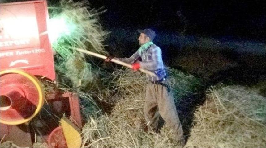 &Ccedil;atışmalı S&uuml;re&ccedil; K&ouml;yl&uuml;lerin Kış Mesaisini Hızlandırdı