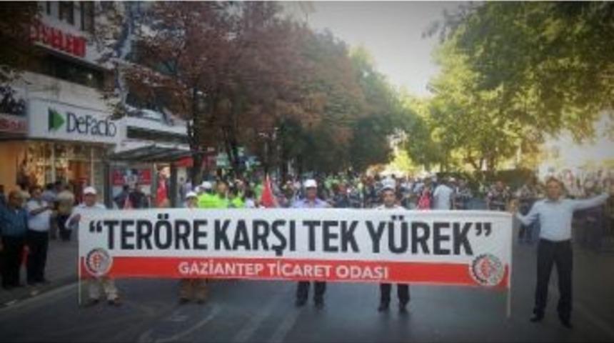 T&uuml;rkiye Ter&ouml;re Karşı Yekv&uuml;cut Oldu