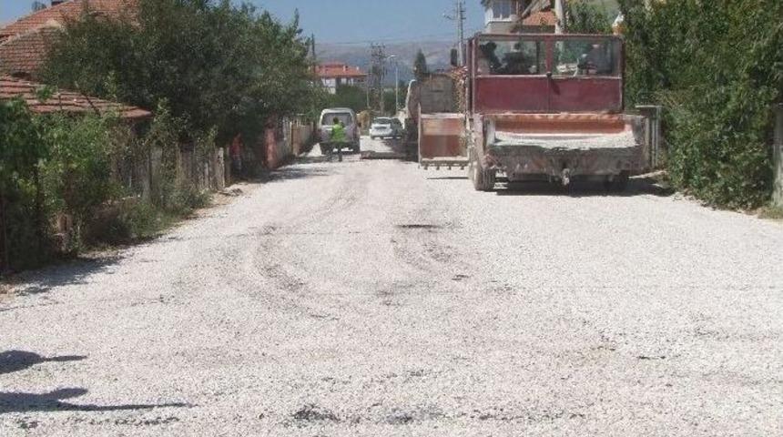 Korkuteli&rsquo;de Asfalt Yapımı Tamamlandı