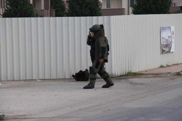 Sakarya da Ş&uuml;pheli &Ccedil;anta F&uuml;nyeyle Patlatıldı 3