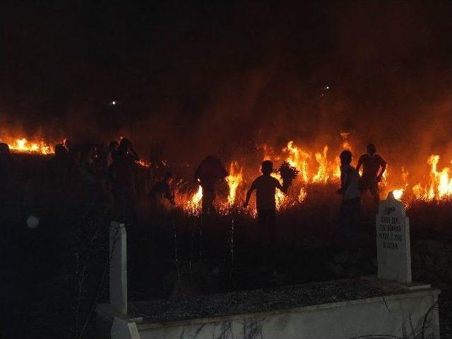 Malazgirt&rsquo;te Mezarlık Yangını 1