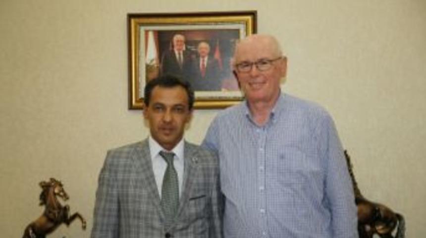 Yenipazar Belediyesi&rsquo;nden Başkan Kurt&rsquo;a Ziyaret