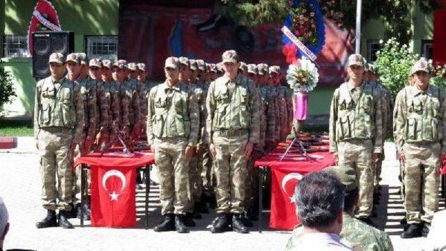 Midyat'ta 94 Geçici Köy Korucusu Yemin Ederek Görevine Başladı