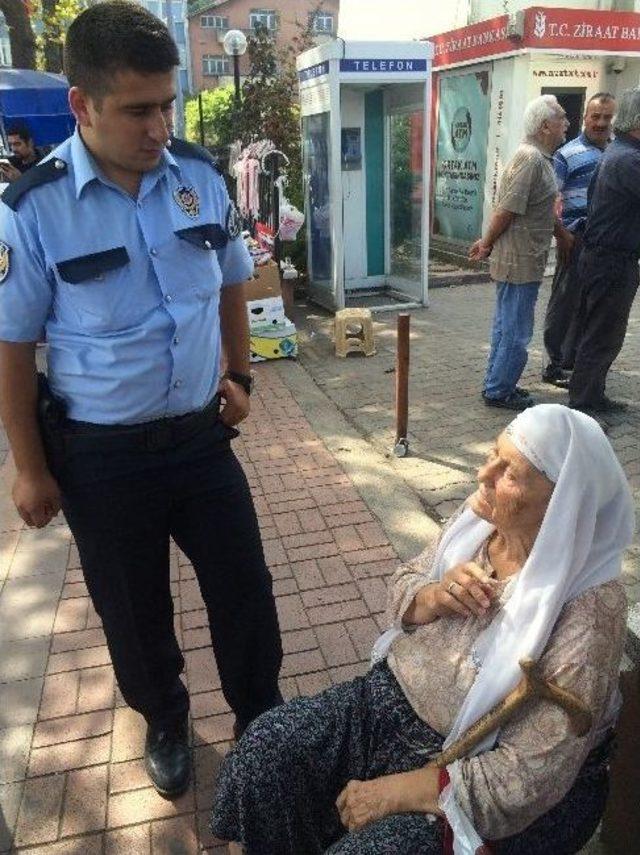 Maaş Kartını Çaldırdığını Sanan Yaşlı Kadın Gözyaşlarına Boğuldu