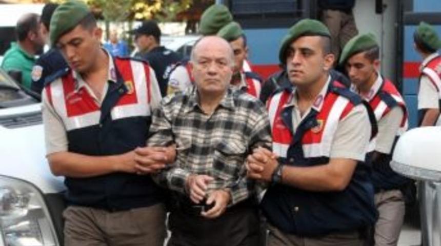 Annesini D&ouml;verek &Ouml;ld&uuml;ren Sanığa 10 Yıl Hapis