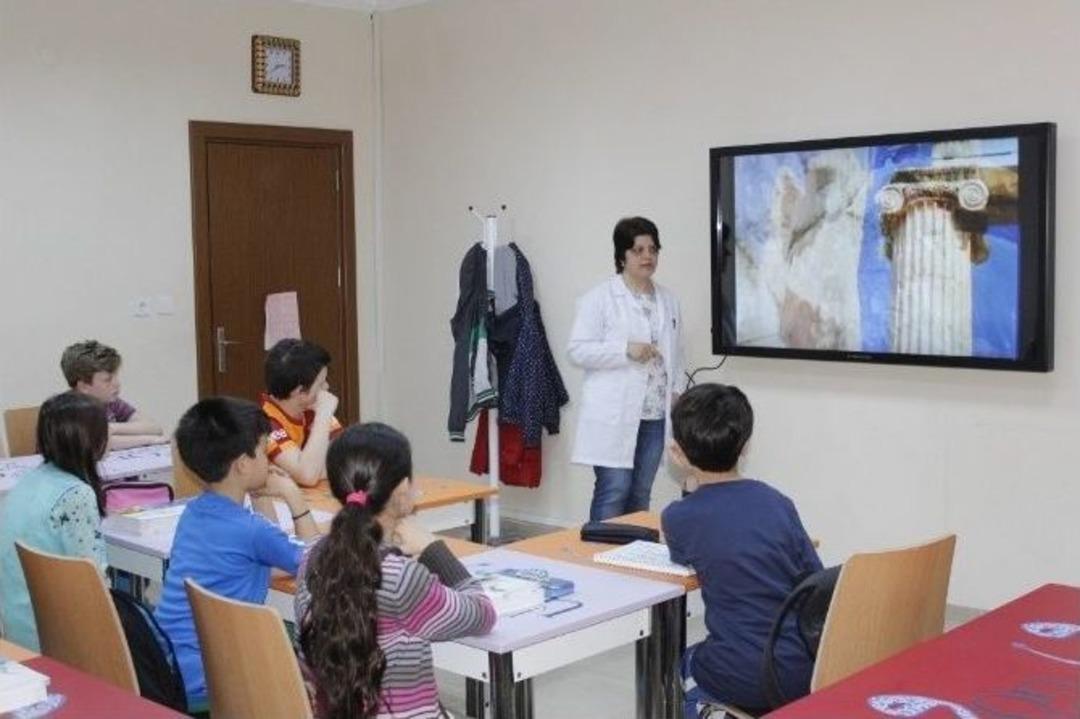 Simurg Sınava Değil, Hayata Hazırlayacak