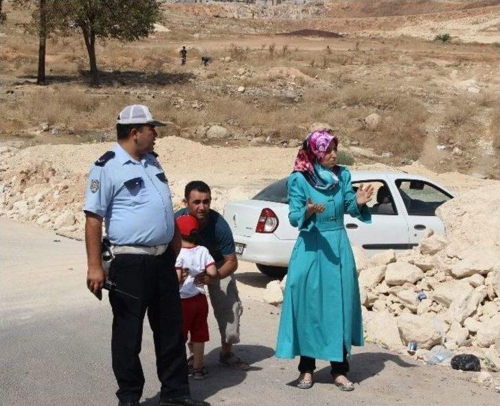 Gaziantep’te Takla Atan Araçtaki 3 Kişi Yaralandı G5