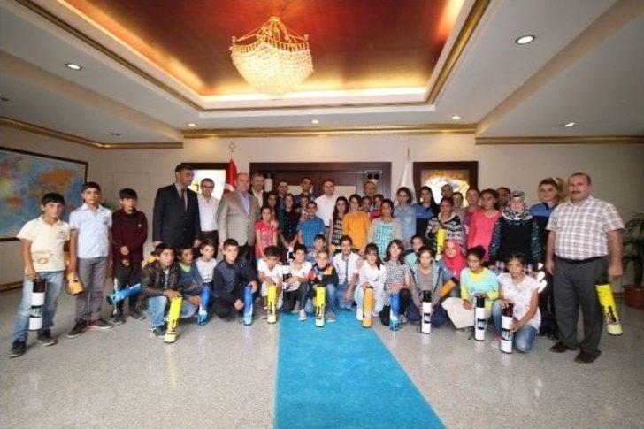 Vali Işın Öğrencileri Kabul Etti G2