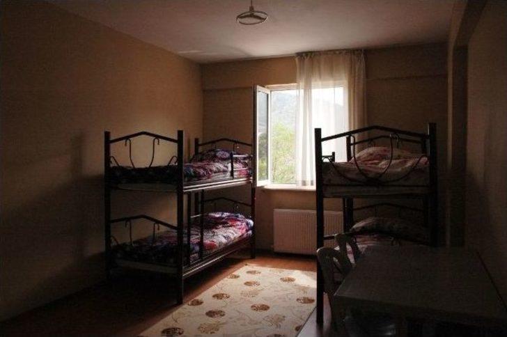 Küre’de 44 Kişi Kapasiteli Yeni Yurt Açıldı G1