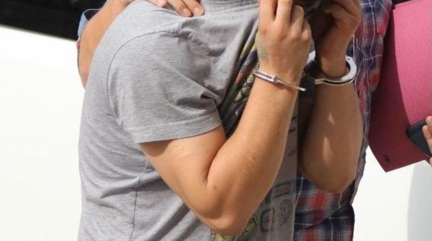 Samsun&rsquo;da Uyuşturucu Operasyonu: 2 G&ouml;zaltı