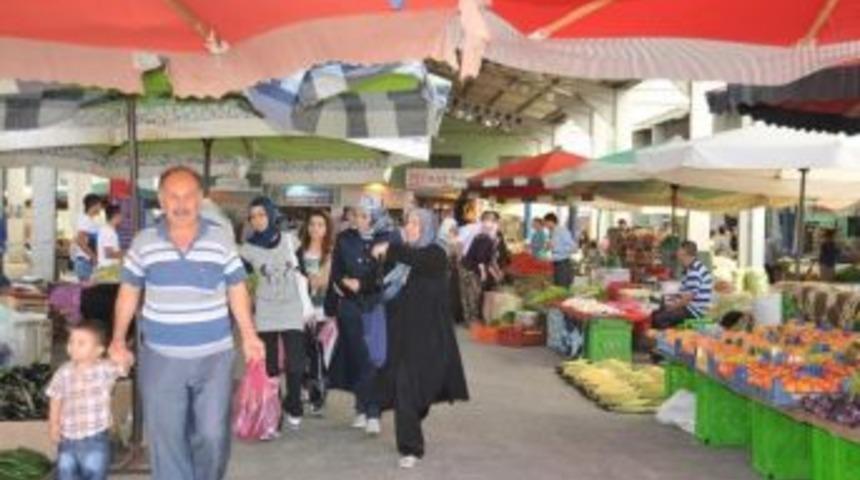 Afyonkarahisar&rsquo;da Pazar Yeri Bayram Nedeniyle &Uuml;&ccedil; G&uuml;n A&ccedil;ık Olacak