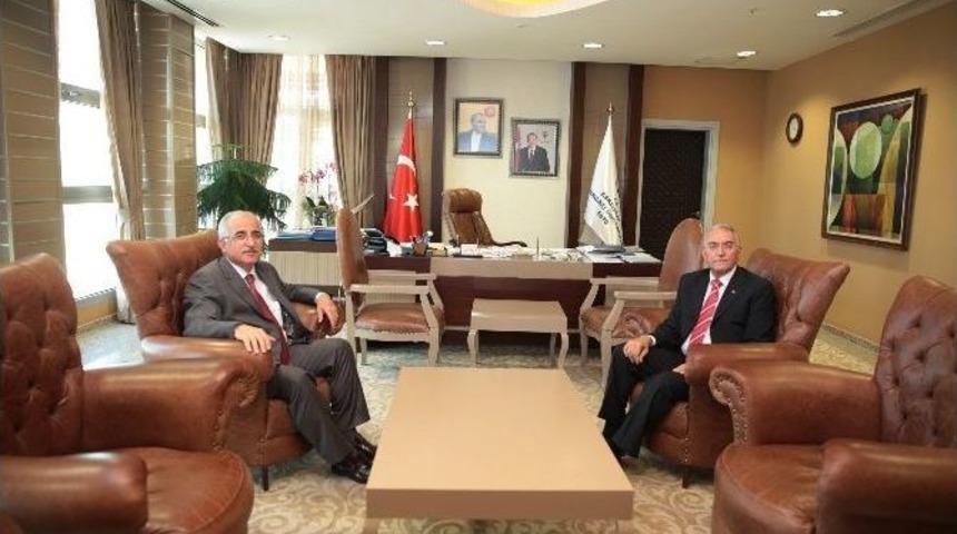 Vali Tuna&rsquo;dan Rekt&ouml;r G&ouml;nen&rsquo;e Hayırlı Olsun Ziyareti