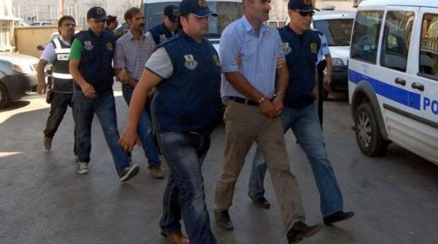 2 Askeri Şehit Edip, 3 &Ccedil;ift&ccedil;iyi &Ouml;ld&uuml;ren Bombacıların Davası Ertelendi