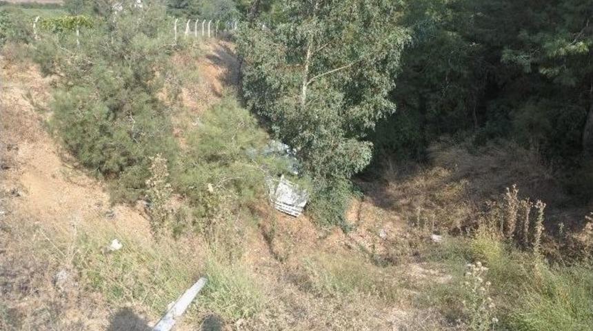 Adana&rsquo;da Trafik Kazası: 5 Yaralı