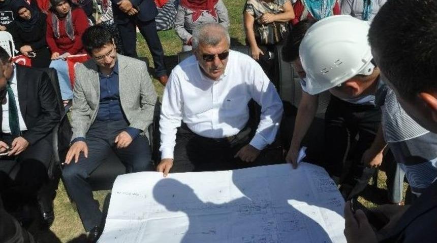 Karaağa&ccedil; K&ouml;y&uuml; K&uuml;lt&uuml;r Merkezi Temeli Atıldı