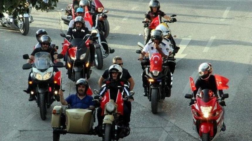 Gazilerden Ter&ouml;re Motosikletli Tepki