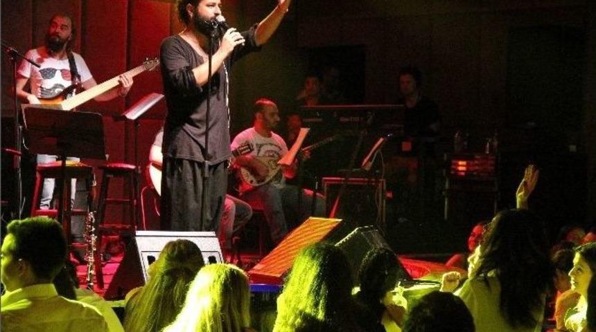 Bursalılar Koray Avcı İle Coştu