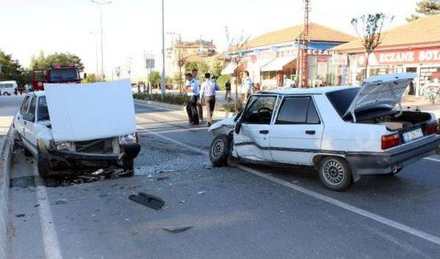 Tomarza’Da Trafik Kazası: 7 Yaralı