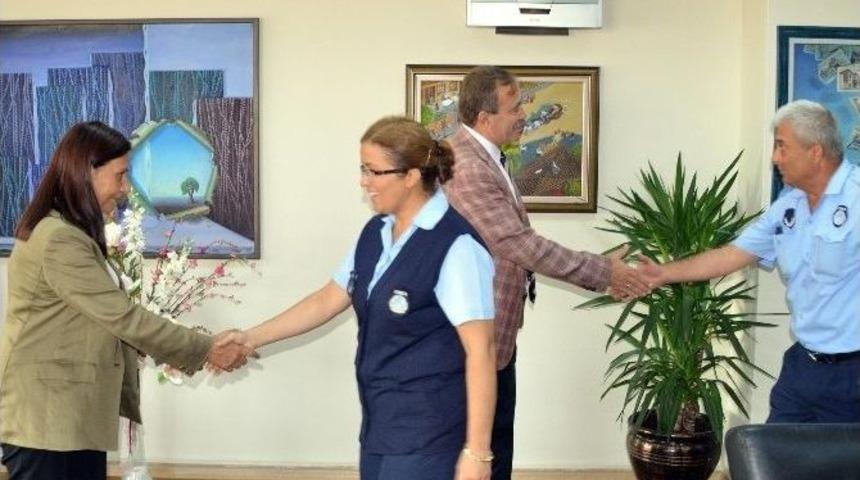 Eş Başkanlar Mutlu Ve T&uuml;rk Personelle Bayramlaştı