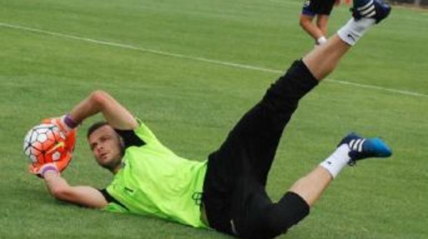 Akhisar Belediyespor'da Fatura Lukac'a