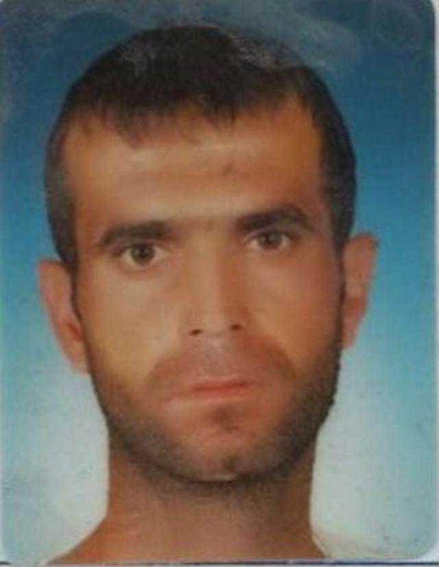 Motosiklet Elektrik Direğine &Ccedil;arptı: 1 &Ouml;l&uuml; 3