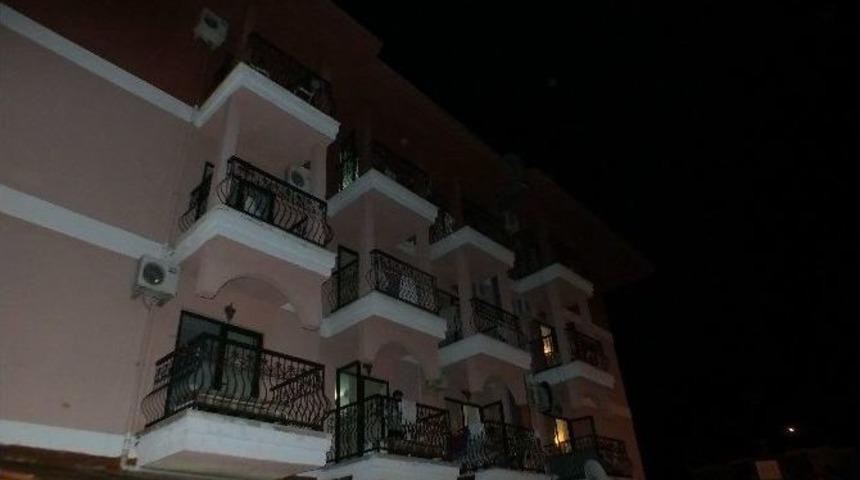 İşten Ayrılan Garson Lojmanda &Ouml;l&uuml; Bulundu