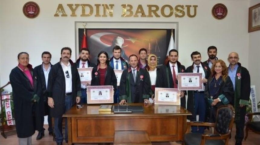 Aydın Barosu&rsquo;na &Ccedil;i&ccedil;eği Burnunda 6 Avukat Daha Katıldı