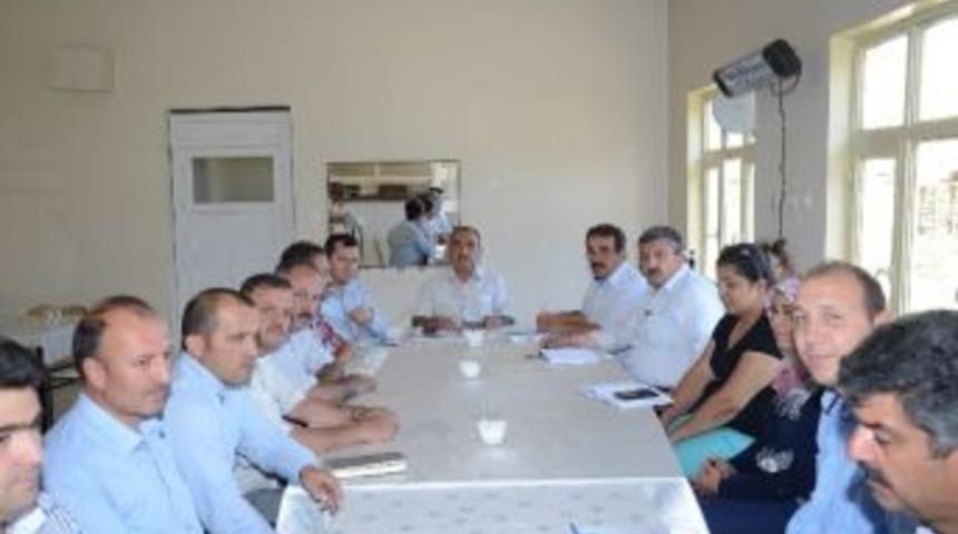 Başkan Yardımcısı Ateş Birim M&uuml;d&uuml;rleri İle Toplantı Yaptı