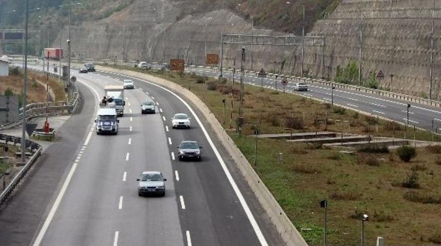 Bolu Dağı&rsquo;nda Bayram Trafiği Başladı