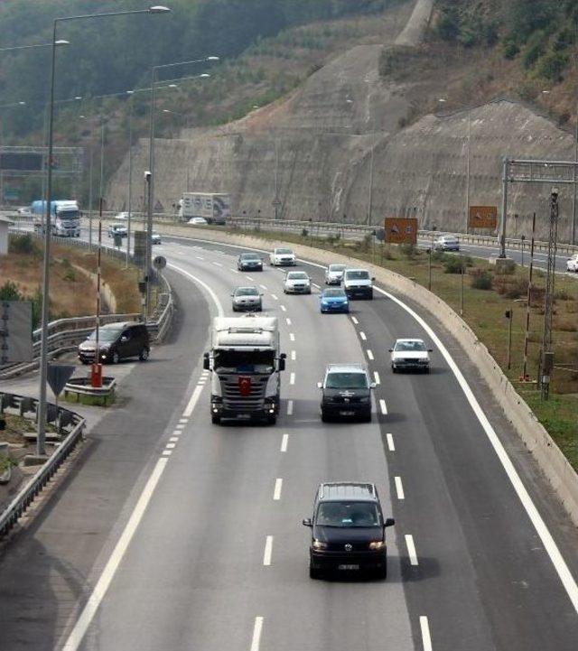 Bolu Dağı’nda Bayram Trafiği Başladı