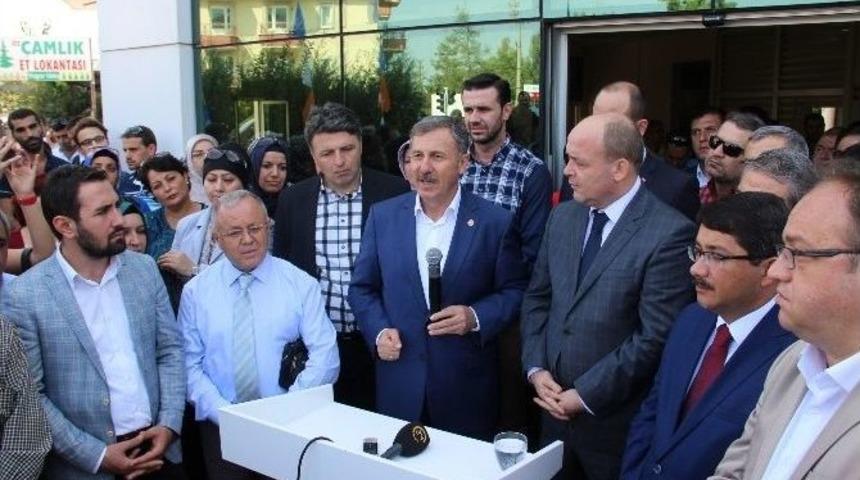 Ak Parti Genel Başkan Yardımcısı Ve Manisa Milletvekili Sel&ccedil;uk &Ouml;zdağ: