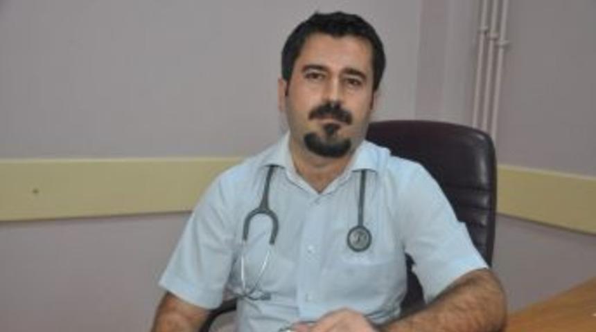 Dr. Ataman&rsquo;dan, Bayramda Beslenme Uyarısı Yaptı