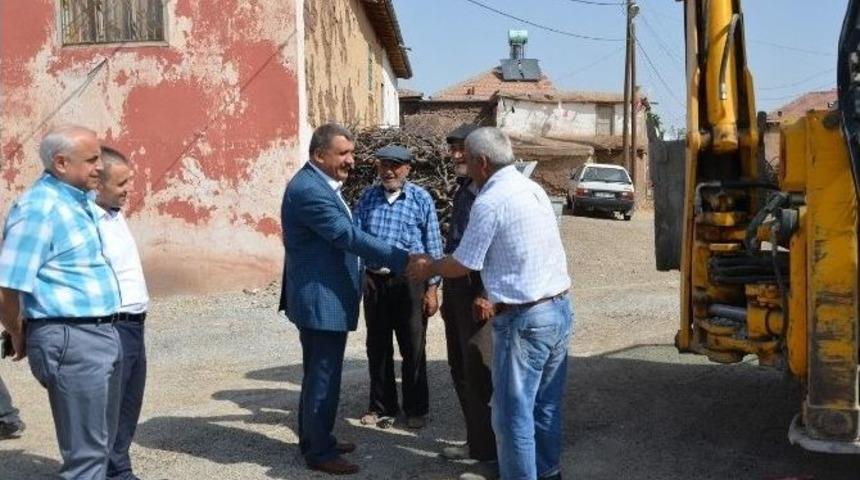 Erenli Mahallesi, Kurban Bayramı &Ouml;ncesi Asfalta Kavuşuyor