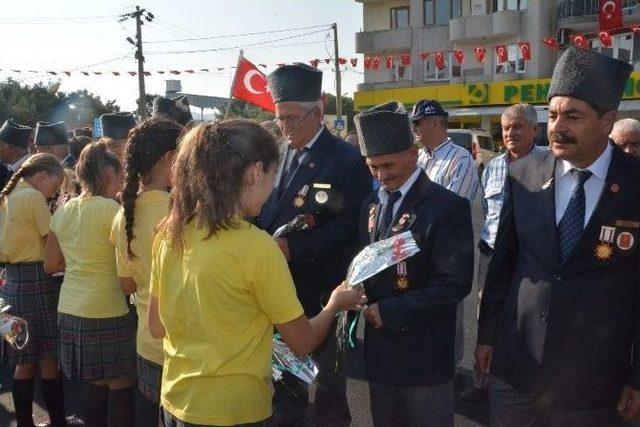 Akhisar’da Gaziler Günü Törenle Kutlandı