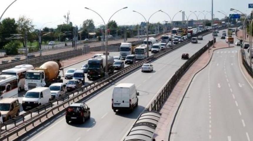 Bayram Tatili Trafiği Beklendiği Kadar Yoğun Değil