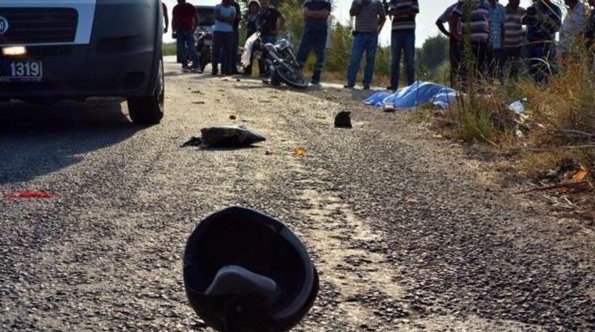 S&uuml;t Kamyonuyla Motosiklet &Ccedil;arpıştı: 1 &Ouml;l&uuml;