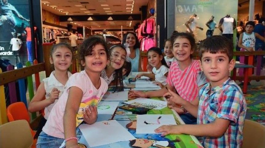 Minik Eller Baskı At&ouml;lyesini Renklerdi