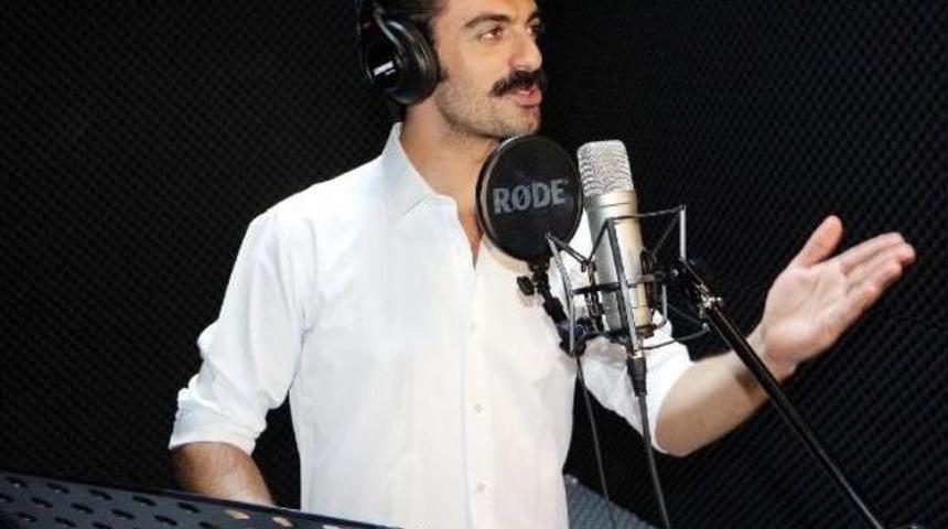 Tiyatrocular Görme Engellilere Ses Oldu