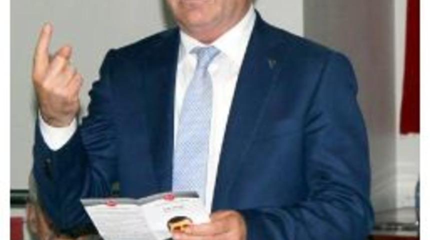 Mhp'li Korkmaz: 12 Eyl&uuml;l, Kahpe Ve Kara Bir G&uuml;n&uuml;n Adıdır