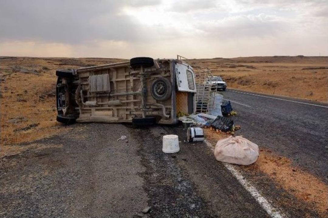 Minib&uuml;s Devrildi: 21 Yaralı