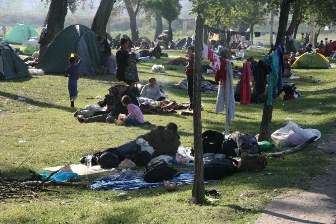 Avrupa Hayaliyle G&uuml;nlerdir Bekliyorlar