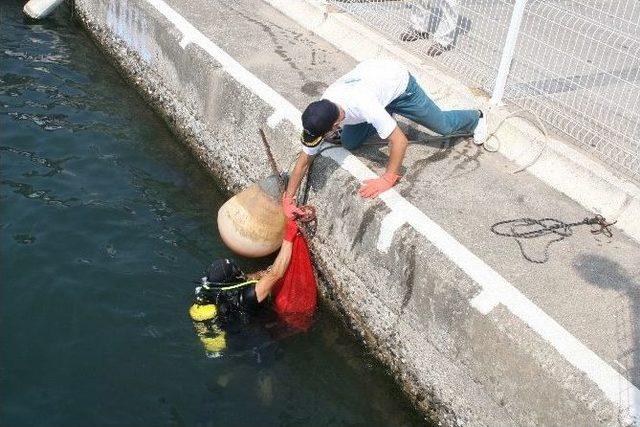 Marmaris’te Denizden Motosiklet Çıktı