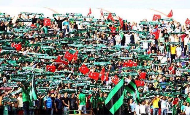 Gebzespor- Kocaelispor  Amatör Lig Maçında Tribünler Doldu Taştı